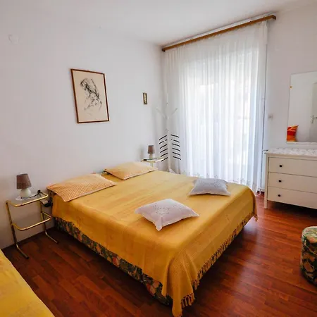 Mira A2 Mit Balkon By Interhome * Novigrad Istria