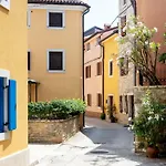 Appartement Mira A2 Mit Balkon By Interhome
